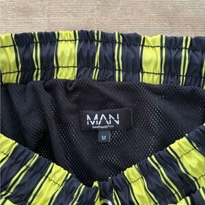 BoohooMAN Black and Yellow Striped Swim Shorts